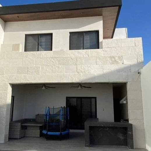 Acabado profesional en proyecto industrial